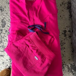 Vibrant Pink Women's scrub set